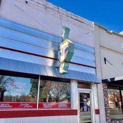 Boomarang Diner Tahlequah - Front of business