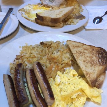 Royal Donut Cafe - All American Favorite All Day Breakfast - Donuts Near Me - Burlingame, California Royal Donut Cafe - All American Favorite All Day Breakfast - Donuts Near Me - Burlingame, California