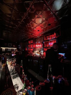 Babou's by null