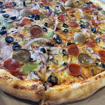 FLIPPIN’ PIZZA - Updated August 2025 - 216 Photos & 432 Reviews - 2440 ...