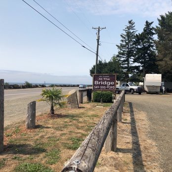 RV Park At The Bridge - RV Parks Near Me - Chinook, Washington