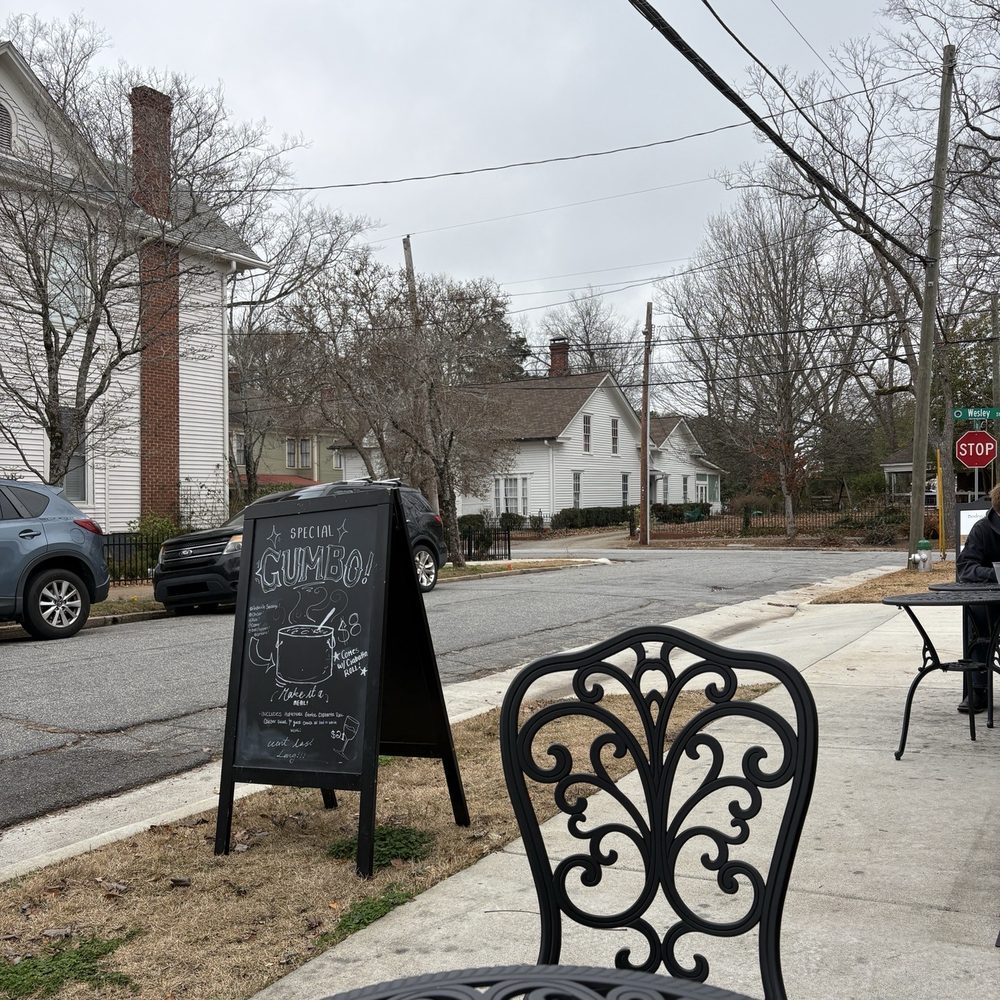 Bodega Purveyors - Outside seating area - Breakfast & Brunch Near Me - Newnan, Georgia Bodega Purveyors - Outside seating area - Breakfast & Brunch Near Me - Newnan, Georgia