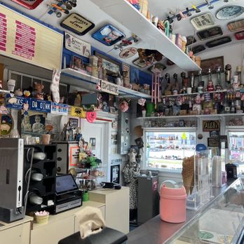 OINK’S ICE CREAM AND YOGURT - Updated July 2024 - 174 Photos & 267 ...