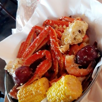 Red Claws Crab Shack - Garlic butter - Cajun/Creole Near Me - Dallas, Texas