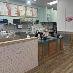Tropical Smoothie Cafe