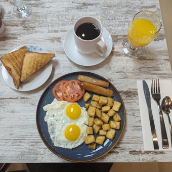 Spuntino Early Bird - Breakfast & Brunch Near Me - Toronto, Ontario Spuntino Early Bird - Breakfast & Brunch Near Me - Toronto, Ontario