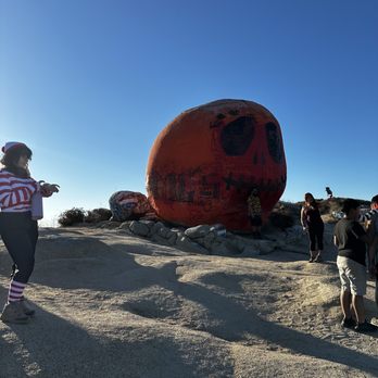 Pumpkin Rock Trail - Pumpkin Rock - Hiking Near Me - Norco, California