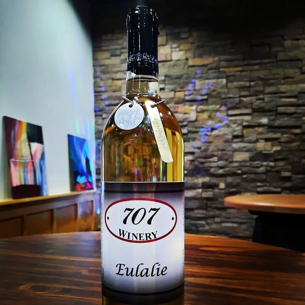 707 Winery and Brewery - vineyard in Caledonia, MI