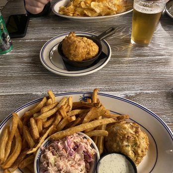 The Choptank - Crab cake dinner and cheddar bay biscuits - Seafood Near Me - Baltimore, Maryland The Choptank - Crab cake dinner and cheddar bay biscuits - Seafood Near Me - Baltimore, Maryland