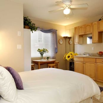 San Diego Beach King - The King's Studio - Vacation Rental Agents Near Me - San Diego, California San Diego Beach King - The King's Studio - Vacation Rental Agents Near Me - San Diego, California