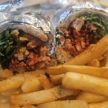 Up A Notch - Chicken Gyro - Food Trucks Near Me - Brooklyn, New York