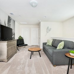 Teal Furniture and Décor