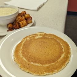 Sunrise Grill - Pancake and grits
