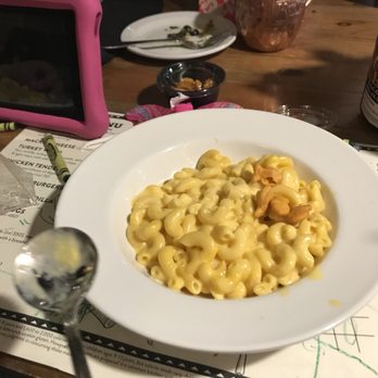 MacKenzie River Pizza, Grill & Pub - Pizza Near Me - Kalispell, Montana