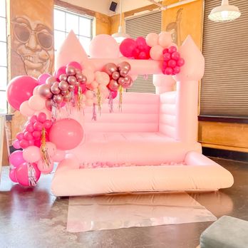 Jumping Tots DFW - Wonderland pink (10x10x8) - Bounce House Rentals Near Me Jumping Tots DFW - Wonderland pink (10x10x8) - Bounce House Rentals Near Me