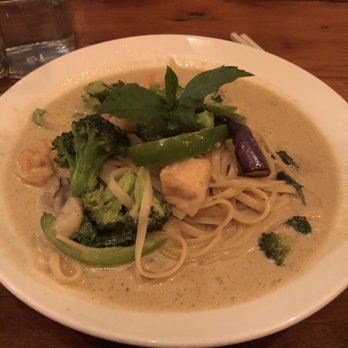 Noodlehead - Green curry linguine - Thai Near Me - Pittsburgh, Pennsylvania