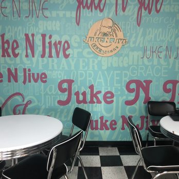 Juke N Jive Creamery - Seating - Ice Cream & Frozen Yogurt Near Me - Braselton, Georgia Juke N Jive Creamery - Seating - Ice Cream & Frozen Yogurt Near Me - Braselton, Georgia