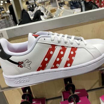 DSW Designer Shoe Warehouse - love Mickey - Shoe Stores Near Me - Boca Raton, Florida DSW Designer Shoe Warehouse - love Mickey - Shoe Stores Near Me - Boca Raton, Florida