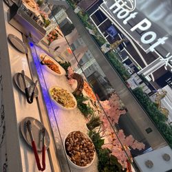 Umi Hotpot Sushi & Seafood Buffet