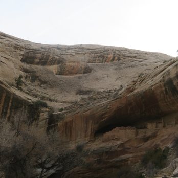 Monarch Cave Ruin - Hiking Near Me