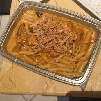 The Cheesecake Factory - Spicy Chicken Chipotle Pasta** - Desserts Near Me - Indianapolis, Indiana