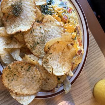 Omelet House - Omelette with bacon, tomatoes and spinach - Breakfast & Brunch Near Me - Las Vegas, Nevada