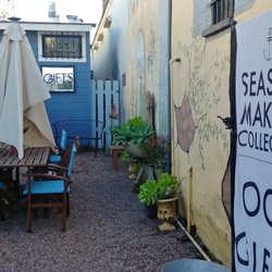 Seaside Makers Collective - Carpinteria - Back entrance