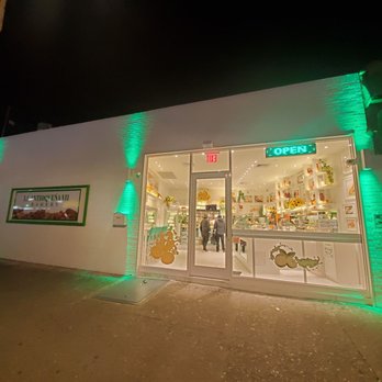 La Antiquena VII Bakery - Outside store front overview - Bakeries Near Me - Corona, New York La Antiquena VII Bakery - Outside store front overview - Bakeries Near Me - Corona, New York