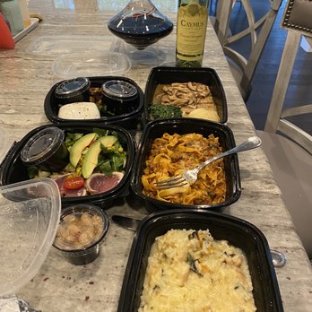 Via Roma - Daily special risotto in a creamy sauce, tuna appetizer, Tagliatelle, amazing burrata appetizer and Vitello (marsala sauce). - Italian Near Me - Charlotte, North Carolina