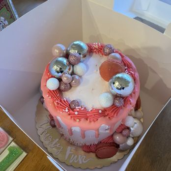 Coccadotts Cake Shop - Myrtle Beach - custom cake - Bakeries Near Me - Myrtle Beach, South Carolina Coccadotts Cake Shop - Myrtle Beach - custom cake - Bakeries Near Me - Myrtle Beach, South Carolina