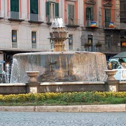 via Krupp - FONTAINE A NAPLES