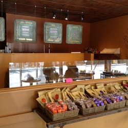 Q's Nuts & Other Cravings