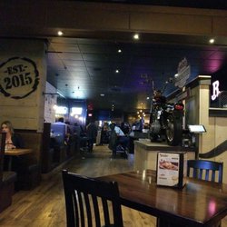 Chuck's Roadhouse Bar And Grill - Worth it