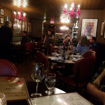 Le Val de Loire Restaurant - Bar - French Near Me - Deerfield Beach, Florida