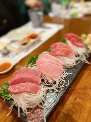 Doshi Sushi by null