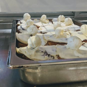 Mama Kat's - Cinnamon rolls - American Near Me - San Marcos, California Mama Kat's - Cinnamon rolls - American Near Me - San Marcos, California