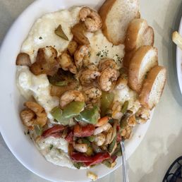 Shrimp 'n grits Shrimp 'n grits