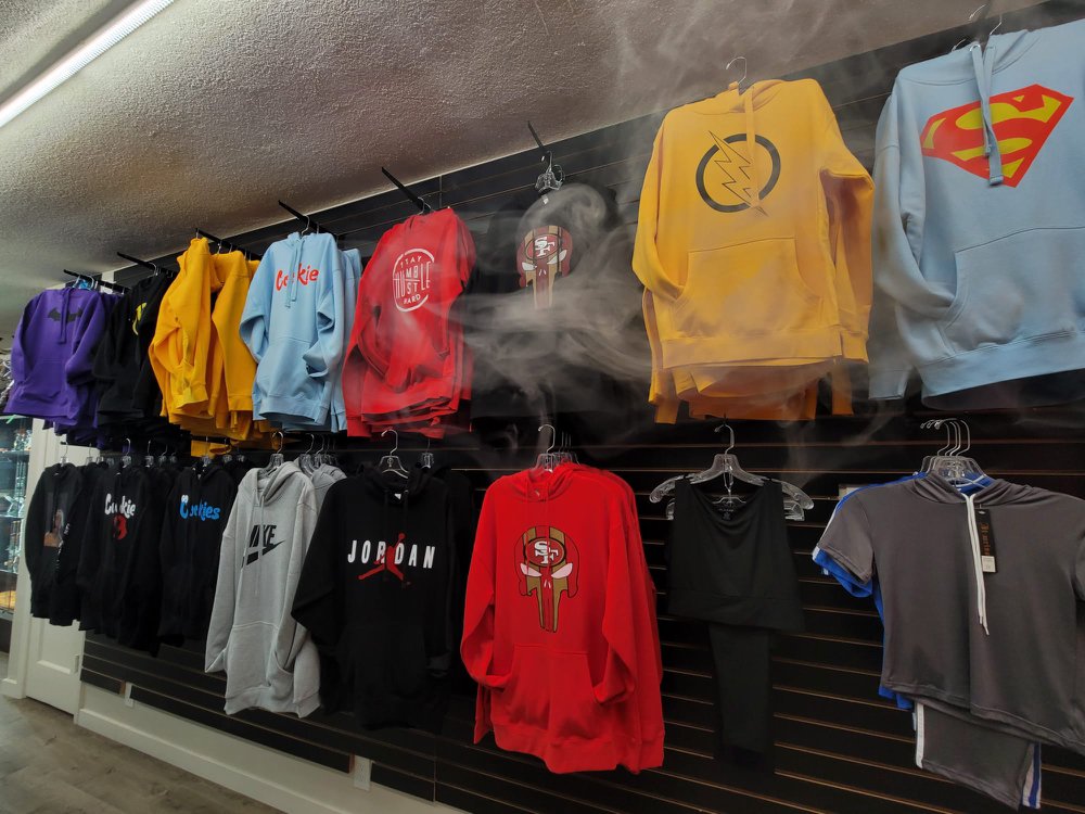 SAN MATEO SMOKE SHOP Updated May 2024 68 Photos 26 E 25th Ave