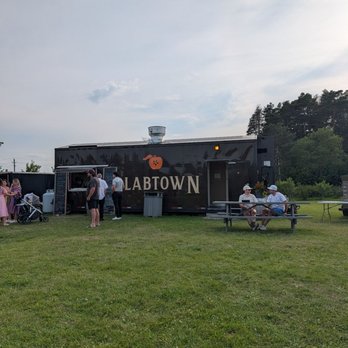 Slabtown cider - Barbeque - Pizza Near Me - Uxbridge, Ontario Slabtown cider - Barbeque - Pizza Near Me - Uxbridge, Ontario