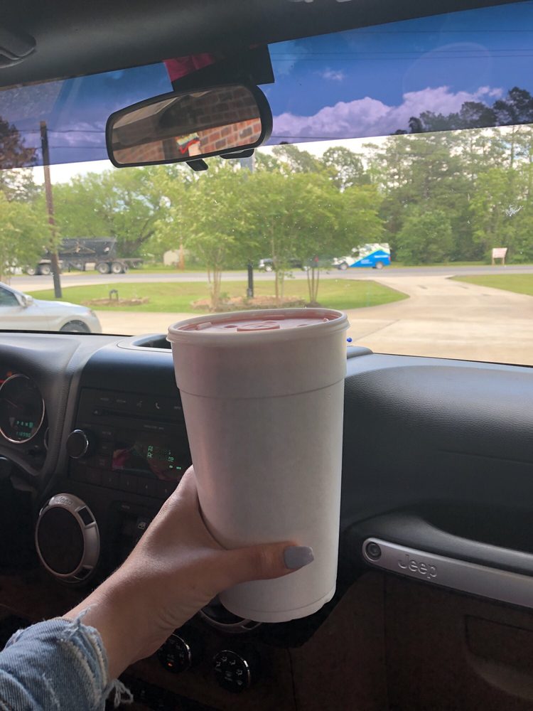 PARADISE DAIQUIRIS MOSS BLUFF Sports Bars 891 N US171, Lake