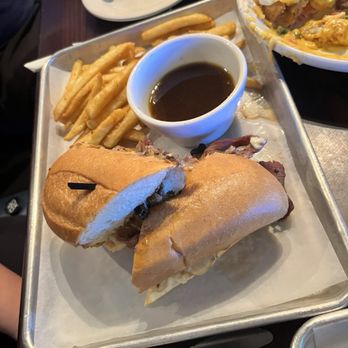 Twisted Pig Bar and Grill - Trip Dip sandwich...two thumbs up - American Near Me - Modesto, California Twisted Pig Bar and Grill - Trip Dip sandwich...two thumbs up - American Near Me - Modesto, California