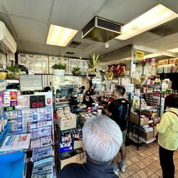 Banh Mi My Tho - Interior