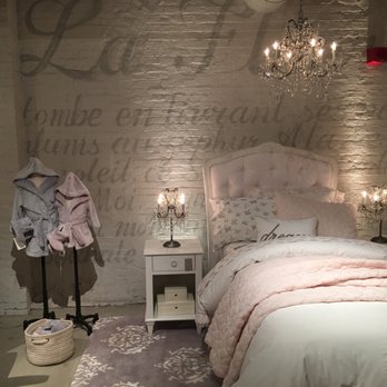RH - Baby Princess bed - Furniture Stores Near Me - Boston, Massachusetts