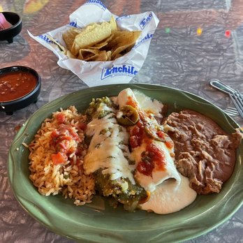 Enchilada's Restaurant - Verde and rojo enchiladas - Tex-Mex Near Me - Dallas, Texas Enchilada's Restaurant - Verde and rojo enchiladas - Tex-Mex Near Me - Dallas, Texas