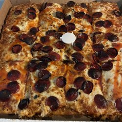 Molinaro's Ristorante - Sriracha Pizza