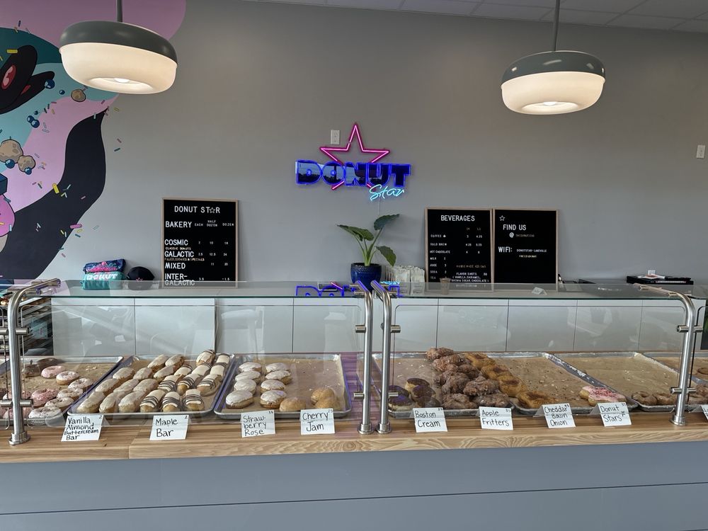 DONUT STAR LAKEVILLE Updated September 2024 14 Photos 7656