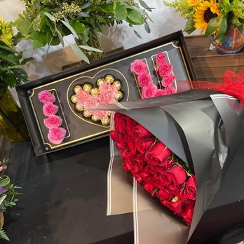 Flower Studio - Florists Near Me - La mesa, California