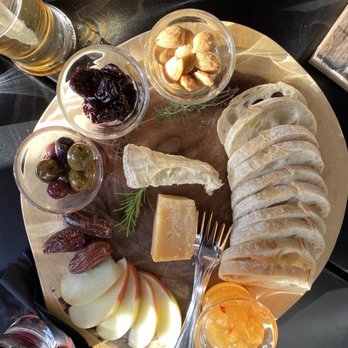 The Alchemy Lounge - Cheeseboard - Lounges Near Me - Cannon Beach, Oregon