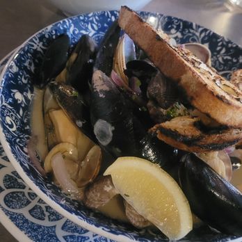 Salt and Iron - Seafood Near Me - Edmonds, Washington Salt and Iron - Seafood Near Me - Edmonds, Washington
