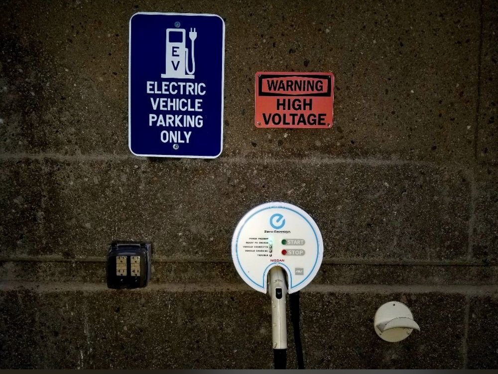 Slide of Caliber Electric